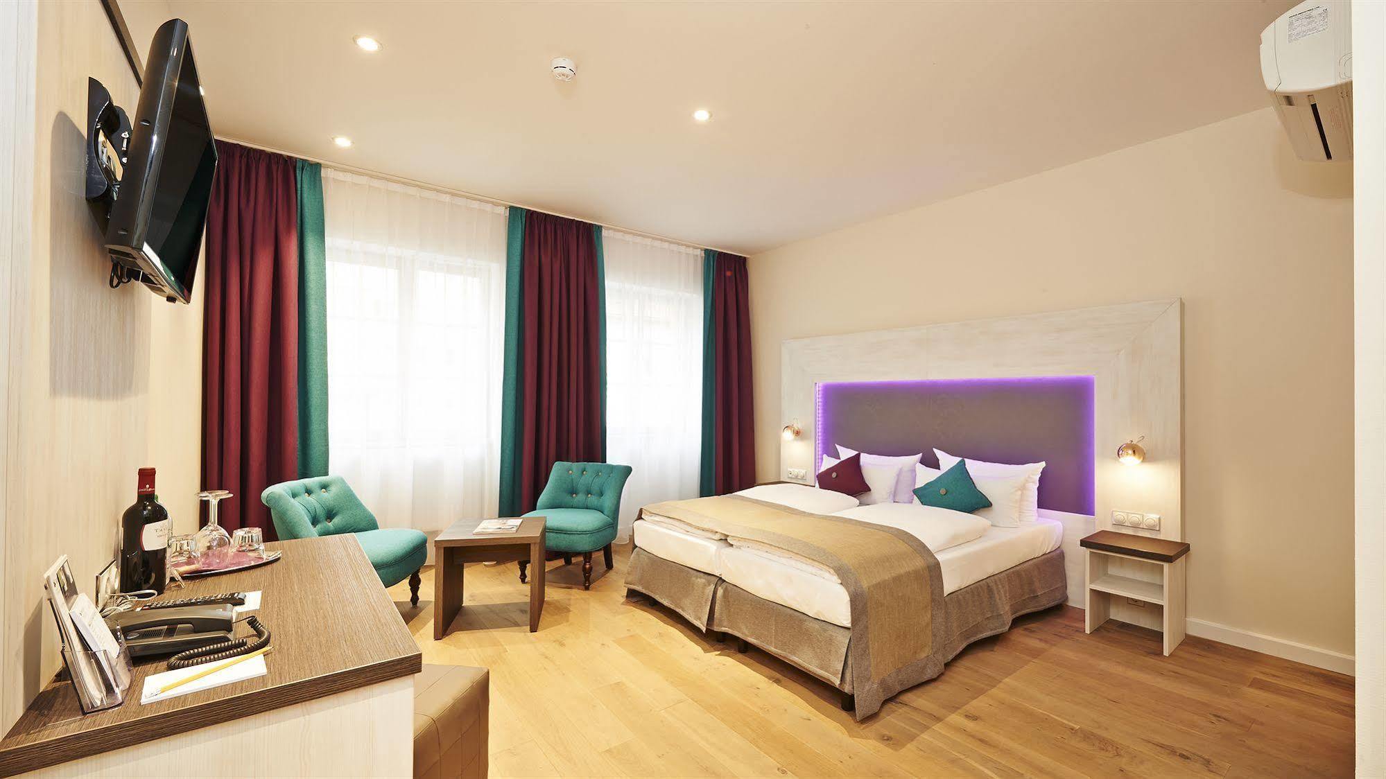 Hotel Elch Boutique Нюрнберг Экстерьер фото